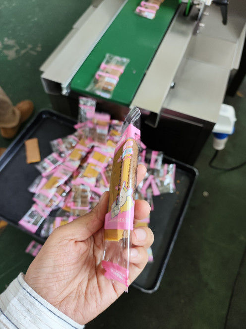 Ultimi blog aziendali su Il cliente russo ha implementato con successo la nostra linea di produzione di barrette di proteine di frutta a doppio strato