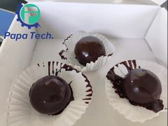 Mochi di gelato con rivestimento di cioccolato
